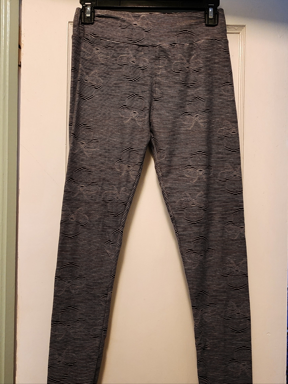 LuLaRoe Black & White Striped Leggings with Hidden Minnie